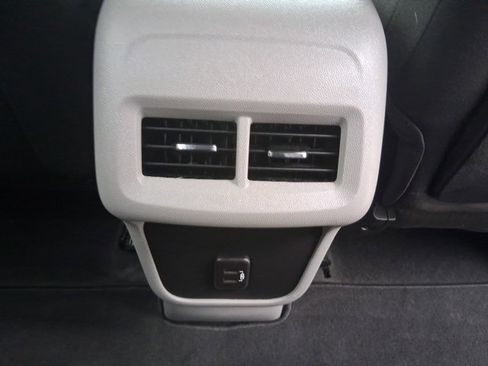 Certified 2023 GMC Terrain SLE w/ Driver Convenience Package image 22