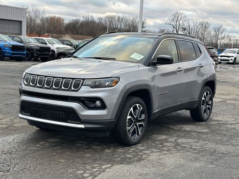 Certified 2022 Jeep Compass Limited image 7