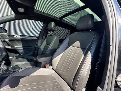 Certified 2024 Volkswagen Tiguan SE R-Line AWD/4WD image 27