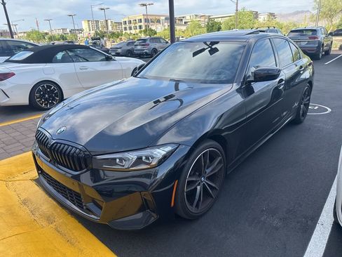 Used 2023 BMW 330i Sedan w/ M Sport Package image 2