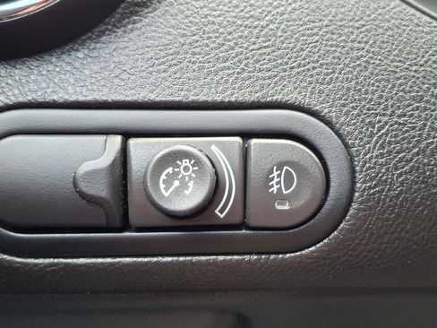 Used 2008 Pontiac G6 GT w/ Sun And Sound Package FWD image 14
