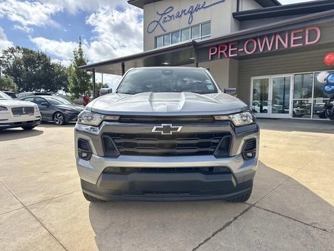 Used 2023 Chevrolet Colorado LT w/ LT Convenience Package II image 3