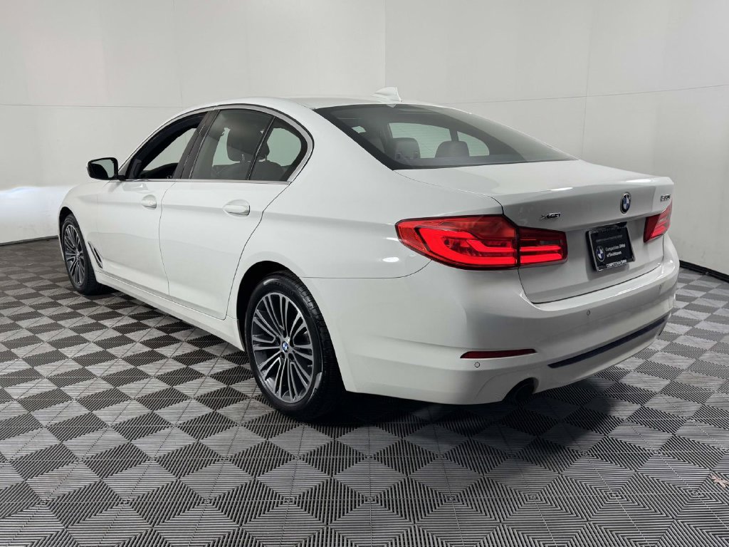 Used 2019 BMW 530i xDrive AWD/4WD image 8