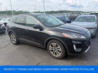 Used 2020 Ford Escape SEL AWD/4WD video 1
