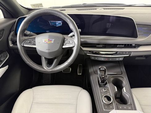 Used 2024 Cadillac XT4 Sport AWD/4WD image 3