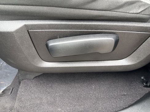 Used 2024 RAM 1500 Classic SLT image 14