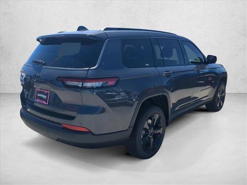 New 2026 Jeep Grand Cherokee L Limited AWD/4WD image 2
