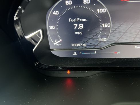 Used 2023 GMC Yukon Denali RWD image 19