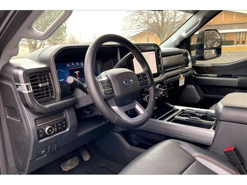 Used 2025 Ford F350 Lariat image 16