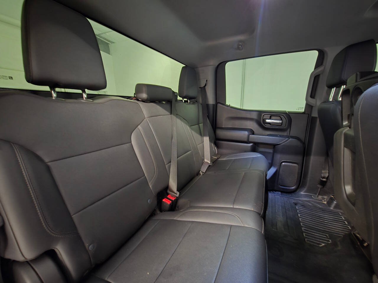 Used 2024 Chevrolet Silverado 1500 W/T w/ Trailering Package AWD/4WD image 16