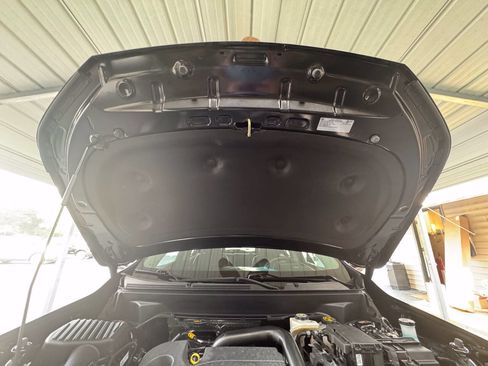 Used 2023 GMC Terrain SLT w/ Tech Package FWD image 46
