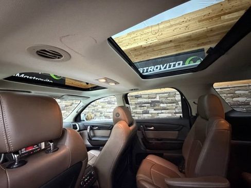 Used 2017 GMC Acadia Limited SLT AWD/4WD image 29