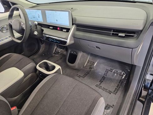 Certified 2024 Hyundai Ioniq 5 SE image 30