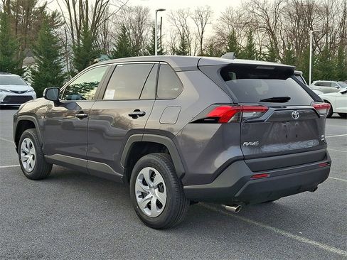 New 2025 Toyota RAV4 LE image 7