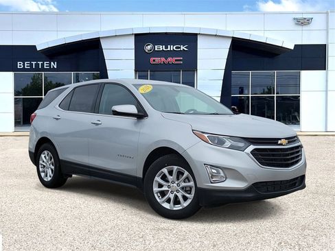 Used 2018 Chevrolet Equinox LT image 1
