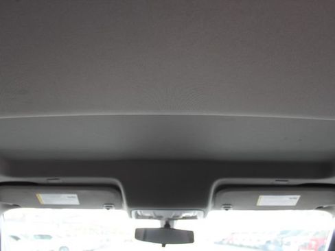 Used 2021 Chevrolet Silverado 1500 Custom RWD image 17