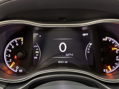 Used 2018 Jeep Grand Cherokee Summit image 17