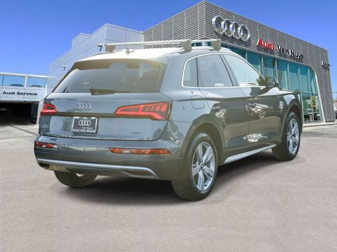 Used 2019 Audi Q5 2.0T Premium w/ Convenience Package image 4