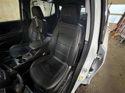 Used 2023 GMC Terrain AT4 w/ Tech Package image 11