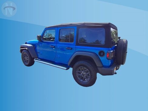 Used 2024 Jeep Wrangler Unlimited Sport AWD/4WD image 6