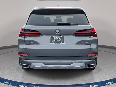 New 2026 BMW X5 xDrive40i w/ Climate Comfort Package image 5