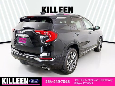 Used 2020 GMC Terrain Denali w/ Denali Premium Package image 8
