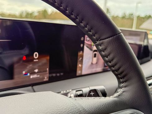 New 2026 Nissan Armada SL image 45