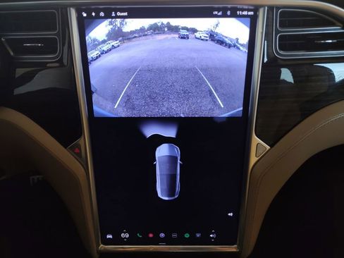 Used 2016 Tesla Model X P90D image 8