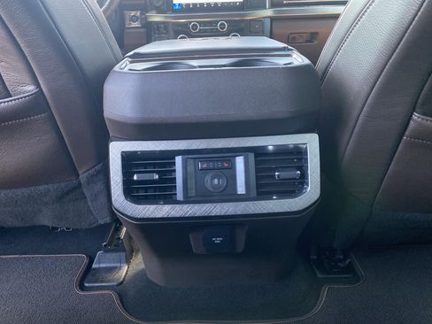 Used 2025 Ford F450 King Ranch w/ FX4 Off-Road Package image 23