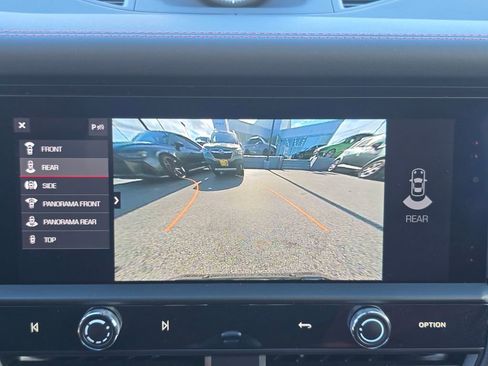 Used 2024 Porsche Macan S image 8