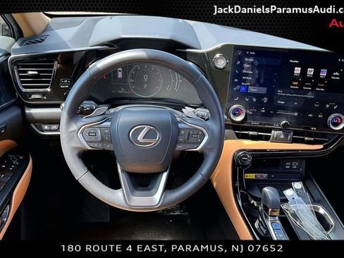 Used 2023 Lexus NX 350 AWD image 5