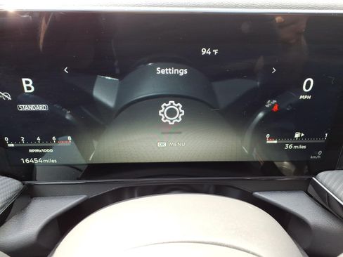 Used 2025 Nissan Kicks SR FWD image 22