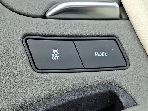 Used 2026 Cadillac XT5 Premium Luxury w/ Driver Assist Package image 24