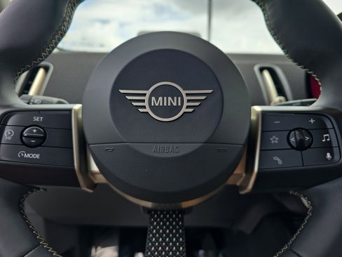 Used 2025 MINI Cooper Countryman S w/ Comfort Package Max image 24