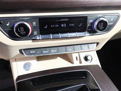 Used 2021 Audi Q5 2.0T Premium image 18