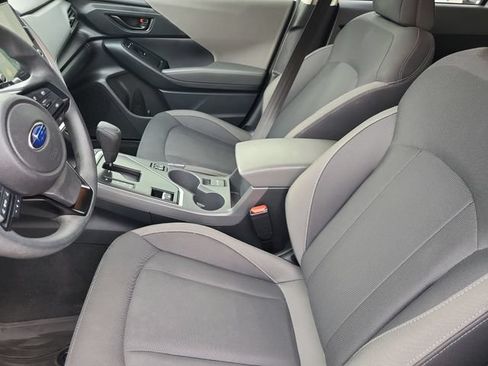 Used 2025 Subaru Crosstrek 2.5i Premium AWD/4WD image 12