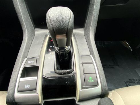 Used 2017 Honda Civic EX-T image 38