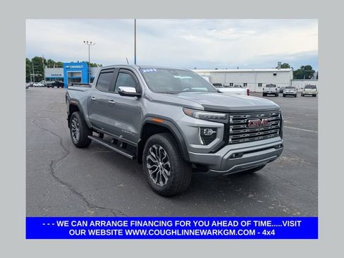 Used 2023 GMC Canyon Denali AWD/4WD image 1