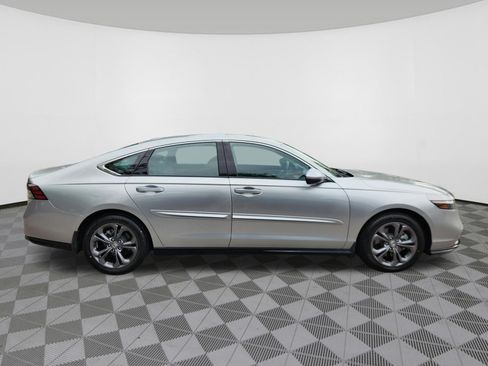Certified 2024 Honda Accord EX-L image 6
