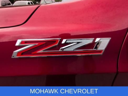Used 2022 Chevrolet Tahoe Z71 w/ Luxury Package AWD/4WD image 34