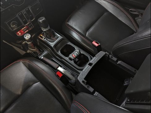 Used 2022 Jeep Gladiator Rubicon w/ LED Lighting Group image 37