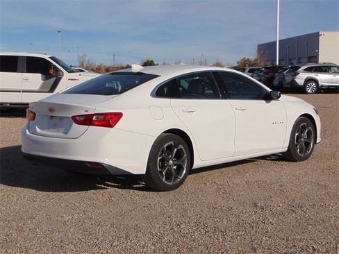 Used 2023 Chevrolet Malibu LT image 4