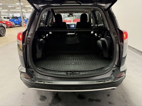 Used 2016 Toyota RAV4 XLE image 23