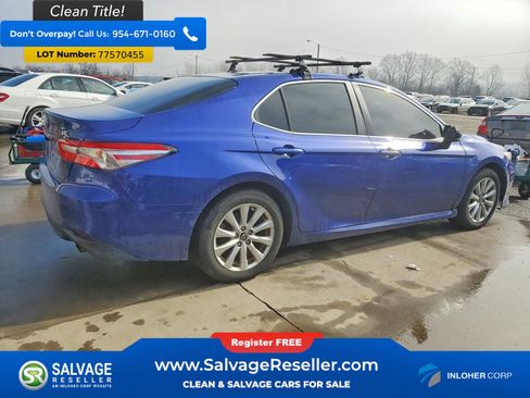 Used 2018 Toyota Camry LE image 4