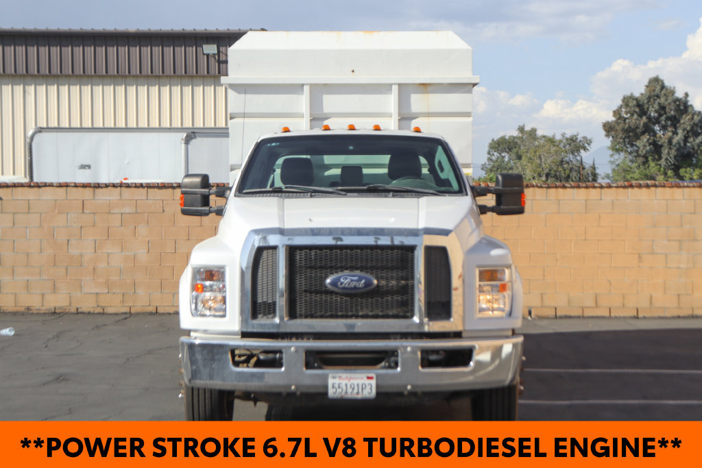 Used 2022 Ford F650 2WD Crew Cab Super Duty image 3