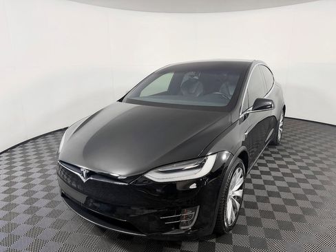 Used 2020 Tesla Model X Performance AWD/4WD image 3