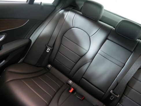 Used 2019 Mercedes-Benz C 300 4MATIC Sedan image 12