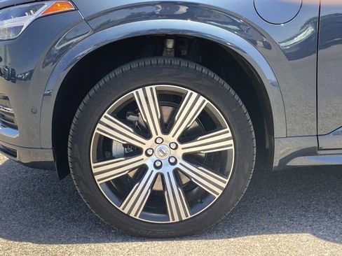 Certified 2025 Volvo XC90 T8 Plus w/ Protection Package Premier image 10