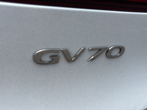 Used 2025 Genesis GV70 2.5T w/ Sport Prestige Package AWD/4WD image 32