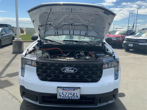 Used 2026 Ford Maverick XLT FWD image 11
